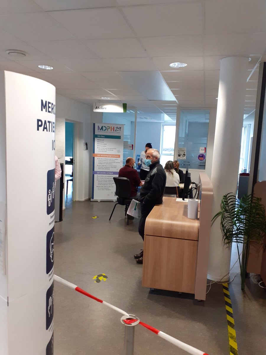 ArnaudCapp's tweet photo. @pole_emploi #morlaix poursuite de la #SEEPH2021 , forum des opportunités et services à destination des personnes en situation de handicap,  6 intervenants et près de 50 visiteurs 👍 https://t.co/yQerxeZv2k
