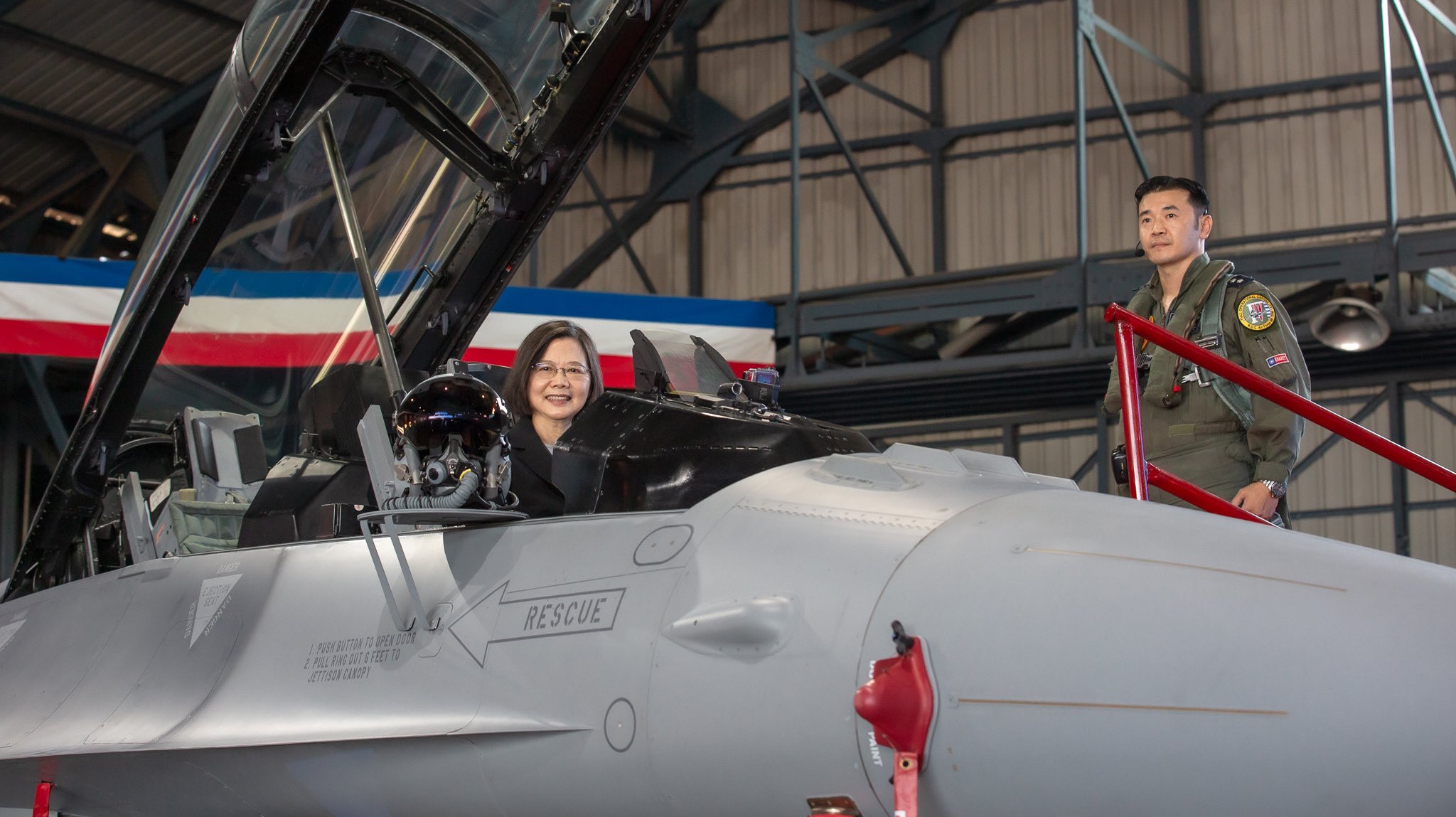 Taiwanese President Tsai Ing-wen-F16