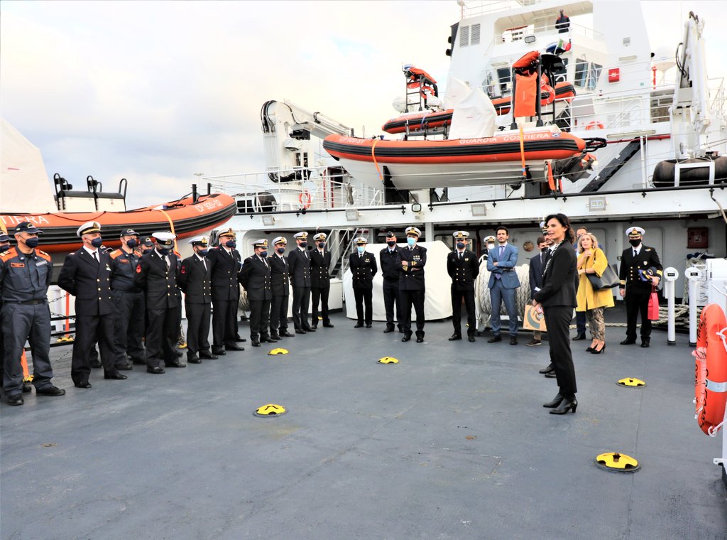 FlMichele69's tweet photo. OPV #NaveGregoretti of the @guardiacostiera🇮🇹 is currently deployed in the #EasternMediterranean as part of the #EuropeanUnion Mission #IUU🇪🇺 (Illegal, Unreported and Unregulated fishing) under the aegis of @EFCA_EU #EuropeanFisheriesControlAgency🇪🇺
@ItalyinGreece🇮🇹🇬🇷 https://t.co/6SD7Fsf7wU