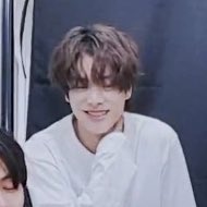 sjydaiIy's tweet photo. HIS HAIR 😭😭😭 #JAKE #제이크 https://t.co/5sXovEvScV