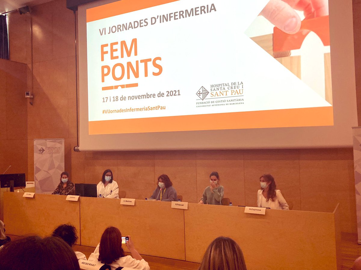 m_armora's tweet photo. Eva Martinez, infermera B0 torn nit, encetant la primera taula del dia 👍🏻#VIJornadesInfermeriaSantPau @HospitalSantPau @InfermeriaSPau #orgullsantpau #orgulltornnit https://t.co/bbi5b2SZ0F