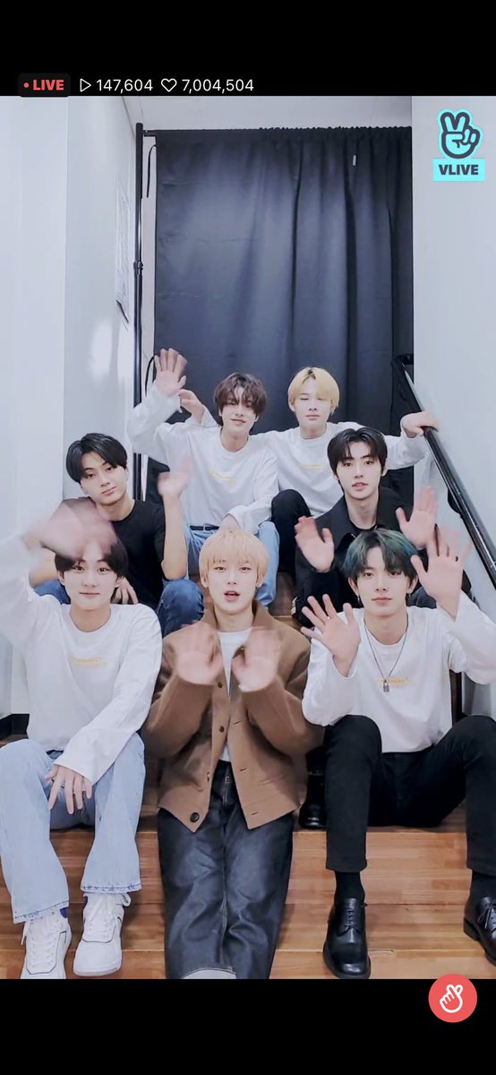 420seongs's tweet photo. cant wait to see you guys tmr <3 https://t.co/qnexNIoPwo