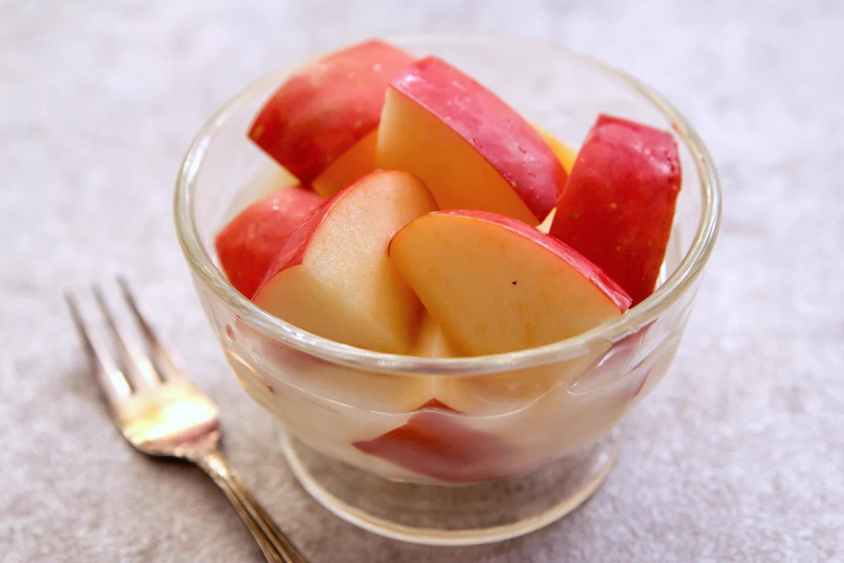 りんごをより美味しく食べることが出来そう！カルピスを使った、りんごの美味しそうな食べ方！