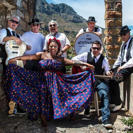 bayharbourmkt's tweet image. We can't wait to begin jamming with you folks this weekend! 
🤩✌😎🙌🎶💃🕺
𝗙𝗿𝗶𝗱𝗮𝘆, 𝗡𝗼𝘃 𝟭𝟵: 𝗧𝗛𝗘 𝗕𝗢𝗢𝗧𝗟𝗘𝗚𝗚𝗘𝗥𝗦 𝗕𝗟𝗨𝗘𝗦 𝗕𝗔𝗡𝗗
𝗦𝗮𝘁𝘂𝗿𝗱𝗮𝘆, 𝗡𝗼𝘃 𝟮𝟬: 𝗠𝗔𝗧𝗧𝗛𝗘𝗪 𝗝𝗢𝗛𝗡 𝗗𝗨𝗡𝗖𝗔𝗡
𝗦𝘂𝗻𝗱𝗮𝘆, 𝗡𝗼𝘃 𝟮𝟭: 𝗠𝗔𝗥𝗞 𝗛𝗔𝗭𝗘