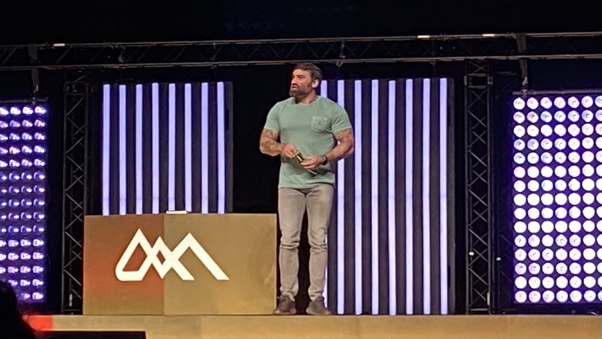 mcrae_claire's tweet photo. Had an awesome evening yesterday with @CoastguardKP listening to @antmiddleton talking about the importance of a positive mental attitude, not being afraid to fail and embracing change 💪🏻
#PositiveMentalAttitude #NotAfraidToFail https://t.co/GTFQ04KqQv