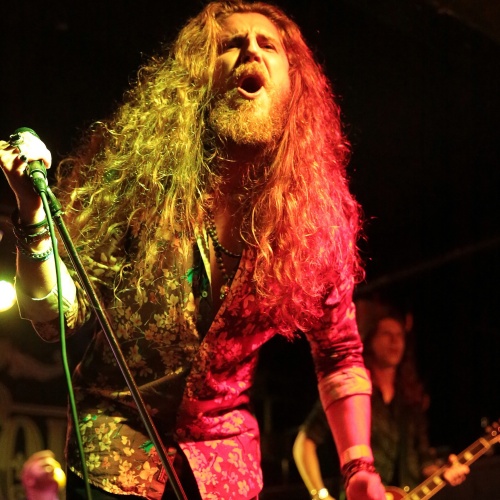 MusicNewsWeb's tweet photo. Bad Touch kick off 15-date UK tour - #badtouchrocks @badtouchrocks #BadTouch https://t.co/tLaQnkEvfh https://t.co/deCnHC17nL