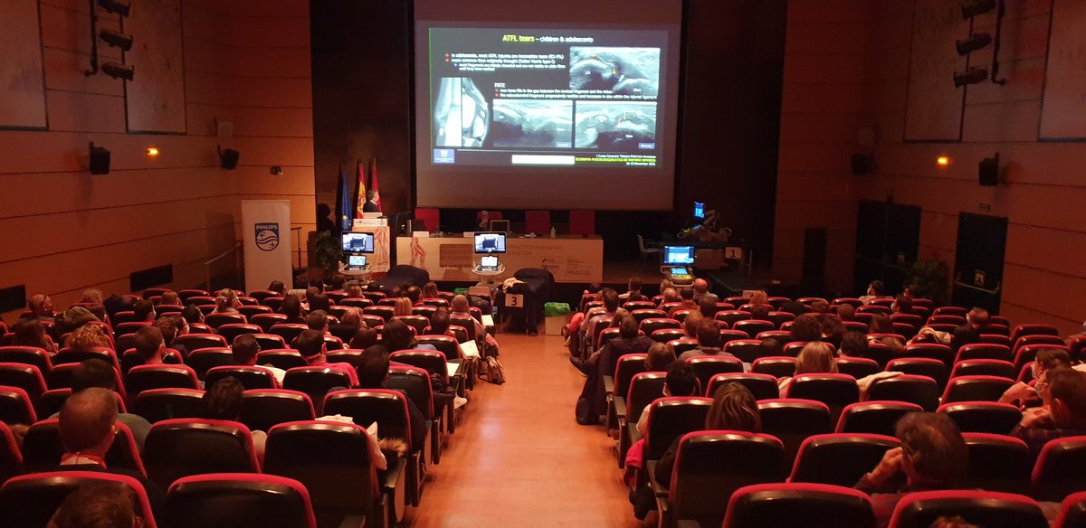 JoseLuisdelCura's tweet photo. Comienza el Curso de Ecografía de MMII en el hospital Ramón y Cajal.
Organizado por SEUS y @MskSerme 
Éxito absoluto de asistencia y gran nivel científico. https://t.co/Zr6sFSflpz
