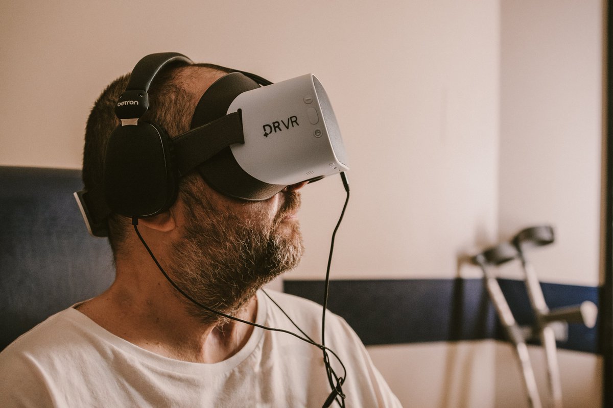 PICOXR's tweet photo. One of the first-approved #VR solutions as a Class 1 medical device in the UK is @RescapeVR. Their mission is about improving #mentalhealth and providing beneficial therapy. We are honored to have our headsets be part of their work. #DRVR #virtualreality #healthcare #techforgood https://t.co/gpXR6UekJL