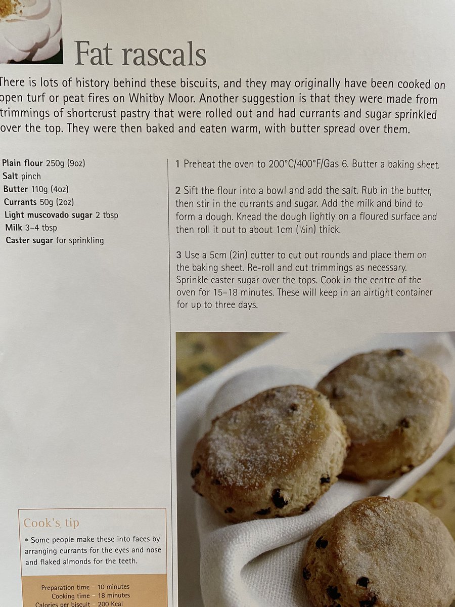 MthrVictoria's tweet photo. Any decent feast is blessed by cake, right? ‘Fat Rascals’ from Whitby, baked in honour of #StHild of Whitby …. #KeepTheFeast 😉 S. Hild, pray for us https://t.co/c03TNPQiZU