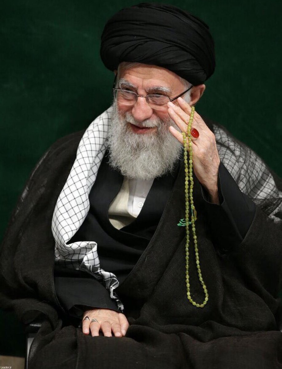 Имам шиитов. Аятолла Хальхали. Имам Хаменеи. 12 Имамов шиитов. Имам Хаменеи намаз.