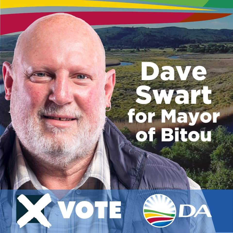 MrCow_man's tweet photo. JUST IN
The hung #BitouCouncil has elected Dave Swart from the DA as the mayor of Plettenberg Bay. He was up against Nokuzola Kolwapi from IPM (Ikhwezi Political Movement).
Results:
Dave Swart - 7 votes
Nokuzola Kolwapi - 6 votes
#sabcnews https://t.co/HPx8DVAmy8