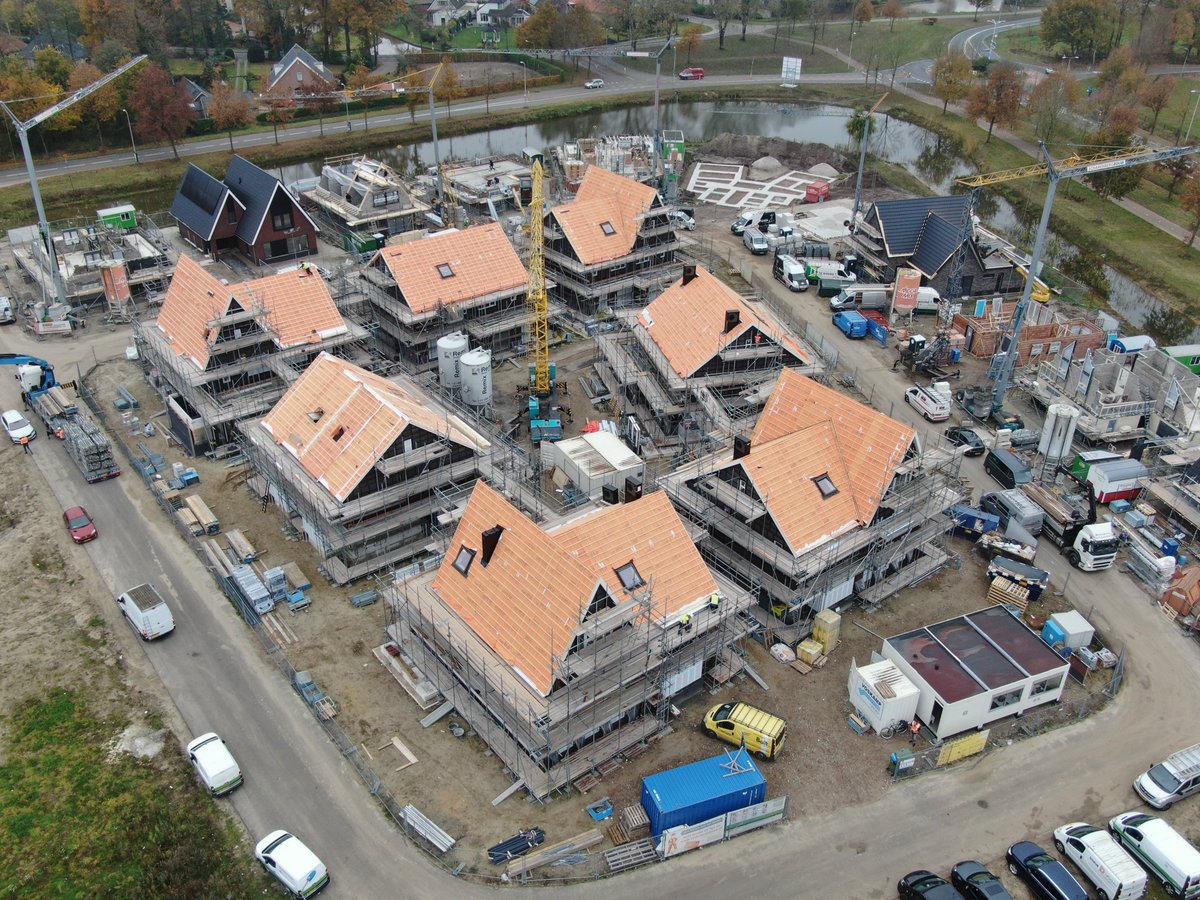 Bouwupdate 14 #koop woningen in #Haaksbergen plan Groenrijck.  
Bekijk het filmpje hier: youtu.be/0EVbKANvLP8