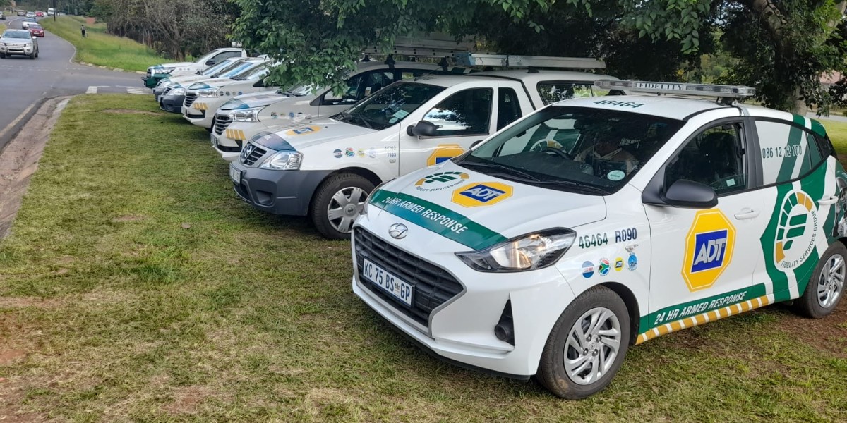 Fidelity_Secure's tweet photo. Team Pietermaritzburg had a busy evening and morning conducting random patrols and stand-offs across the city. The more criminals see us at unexpected times, the more we can deter crime. Go team. #FidelityADT #KeepingYouSafe #CommunityPatrols #Pietermaritzburg #NoCrime https://t.co/pgGjSeNWo9