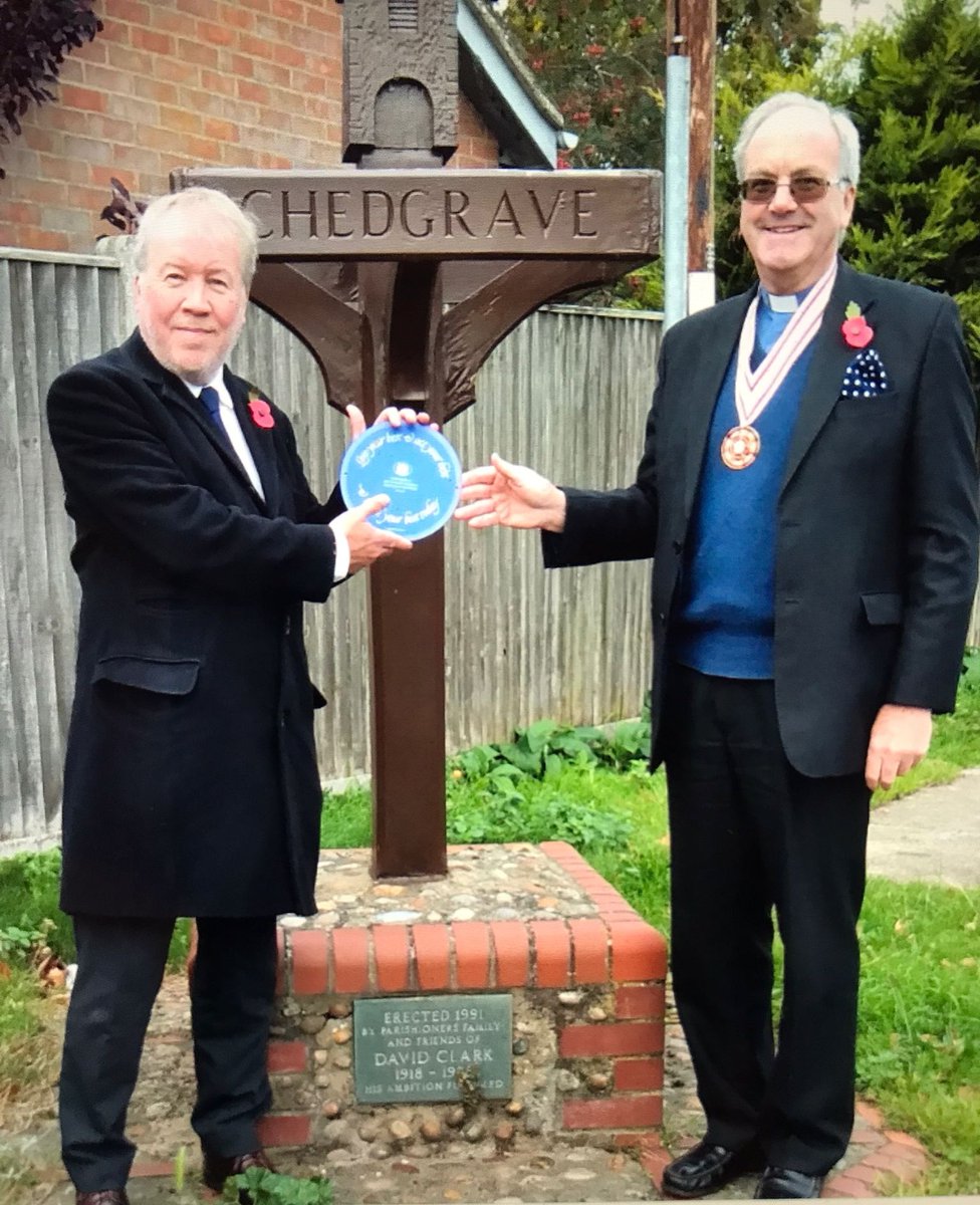 Congratulations to all of the volunteers from ChetChat who recently received commemorative plaque as a thank you for their efforts during the pandemic. Here is Jeremy Rowe (Left) with Matthew Hutton, Deputy Lieutenant of Norfolk <a href="/lord_lieutenant/">Norfolk Lieutenancy Office Team</a> #NorfolkGoodNeighbours