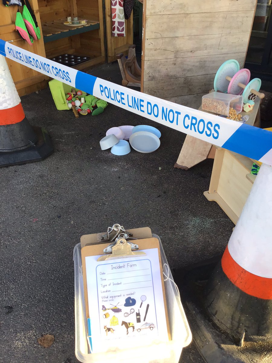 Mackie2Nikki's tweet photo. Fantastic crime scene set up in #LittleAcorns this morning @GreenRidgeR2 @reach2trust to promote communication and language. I can’t wait to hear what the children have to say @phoebe_lazarou #earlytalk #chatchatchat #teamearlyyears https://t.co/1KRJl9Pcdu