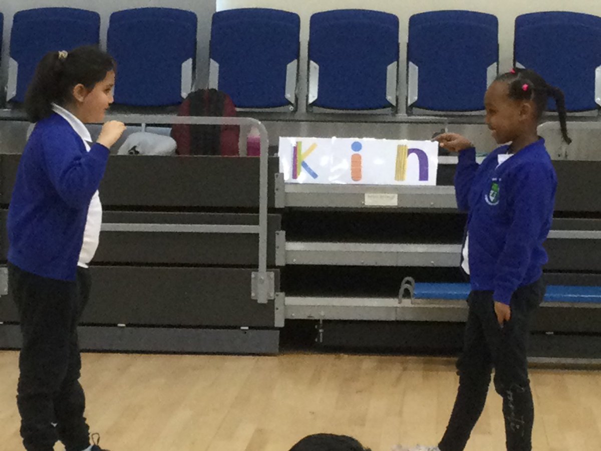 IrkValley1's tweet photo. Drama about being kind and stopping bullying for #AntiBullyingWeek https://t.co/EHDkKsTTXB