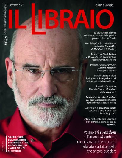 illibraio's tweet photo. “Nessun libro è per tutti, ma per tutti c’è un libro che aspetta di essere scoperto”: leggi l’editoriale e scarica gratuitamente in pdf ed epub l’ultimo numero del 2021 della rivista Il Libraio. https://t.co/48Bqy3Eso8 https://t.co/JaQICVJFXZ