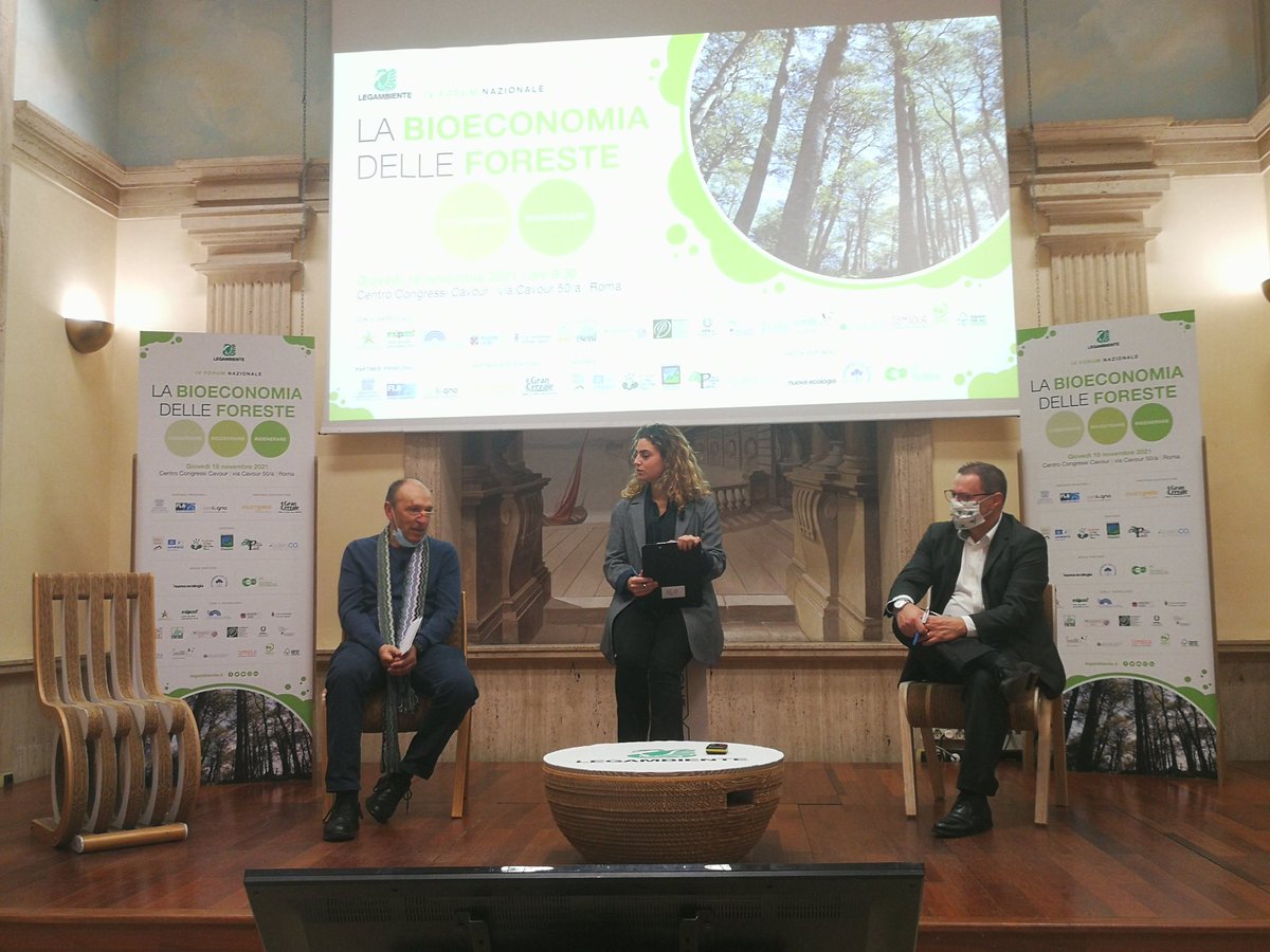 La Nuova Ecologia tweet media