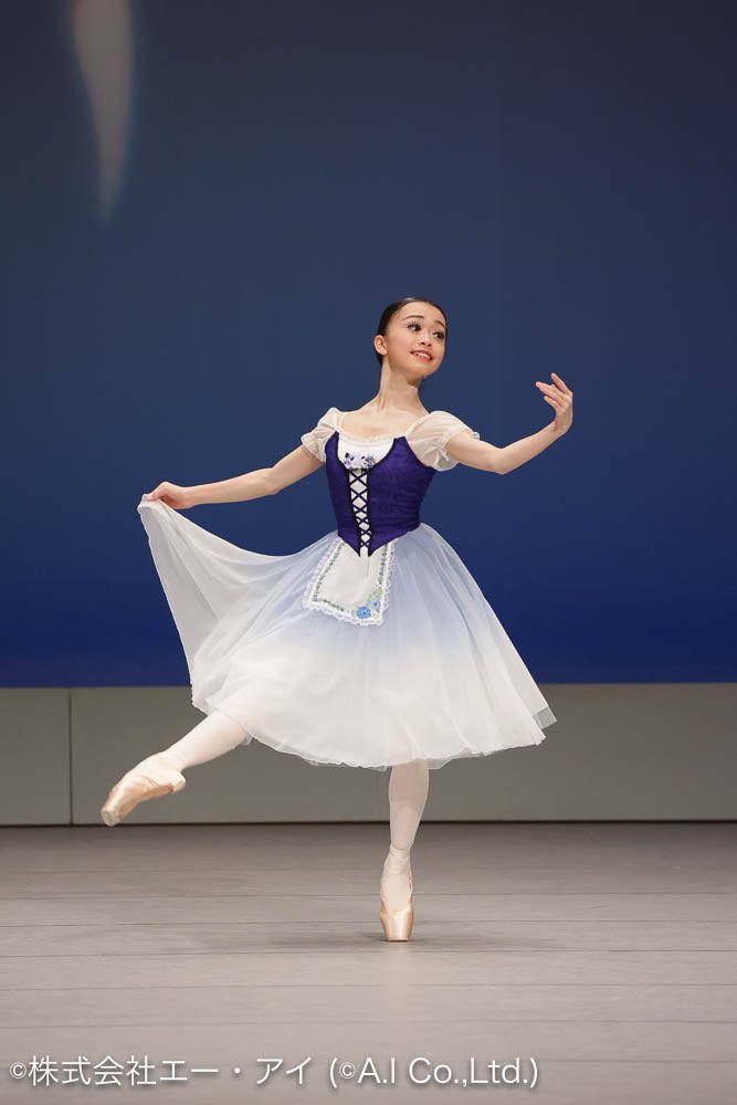 pibc_ballet's tweet photo. 第5回 PIBC Spring 2021

入賞者紹介🎉

ジュニアII 第1位🥇

No.205 青木 萌奈美
梨木バレエスタジオ
ジゼル第1幕よりジゼルのVa

https://t.co/fh1uRO8jGT

#PIBC 
#PIBC入賞者
#バレエコンクール https://t.co/mcbuInNzd2