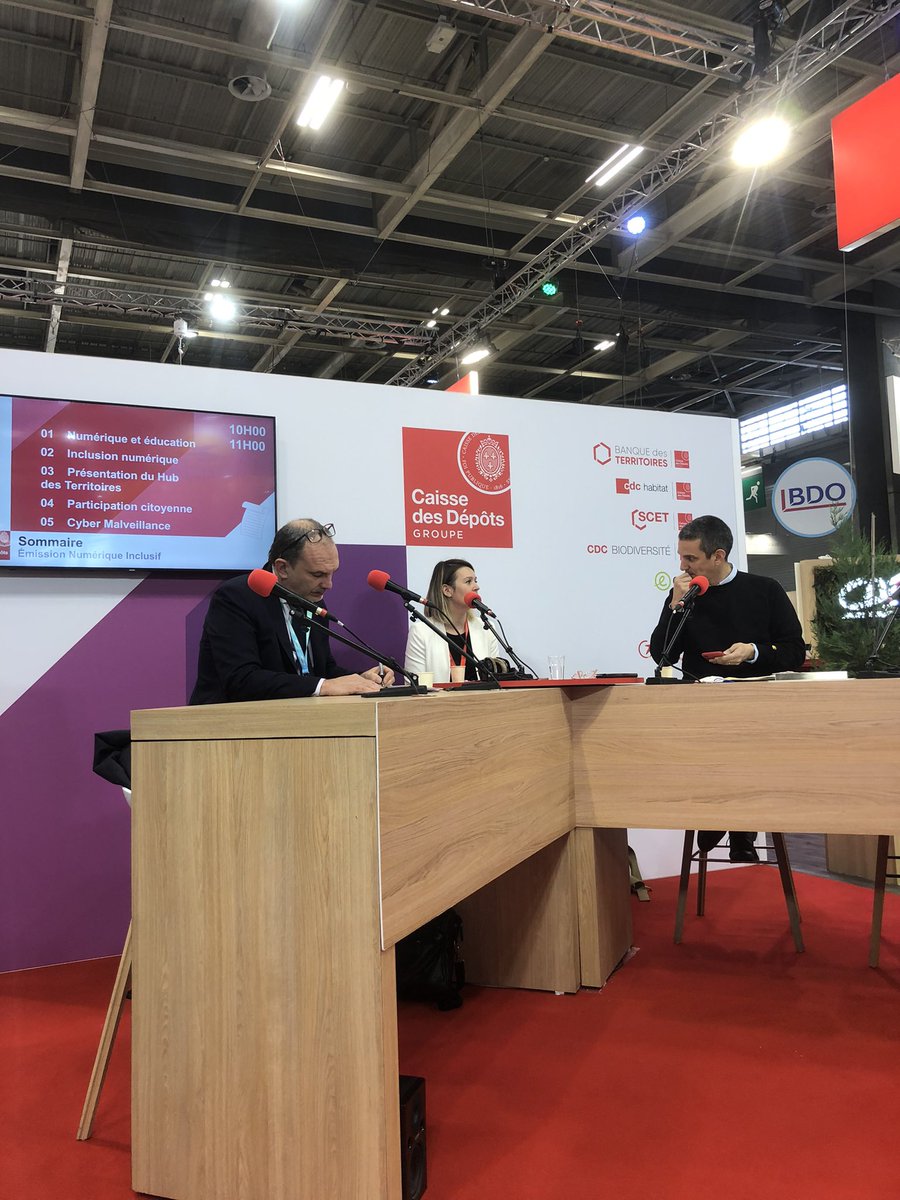 caissedesdepots's tweet photo. La #RadioCDC au #SMCL2021 c’est parti ! 
On démarre la journée avec une séquence dédiée au numérique à la @BanqueDesTerr 👏🏼
@NicolasTurcat et @F_Ferrazza introduisent 🎤🤝 https://t.co/D0J1SBtLxP