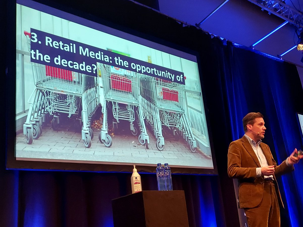 Joanna_Burton's tweet image. &apos;Who is a buyer and who is a seller?&apos; asks @_dknapp from @IABEurope in Copenhagen today #programmatic2021 from @iabdenmark  #dsp #ssp #dmp