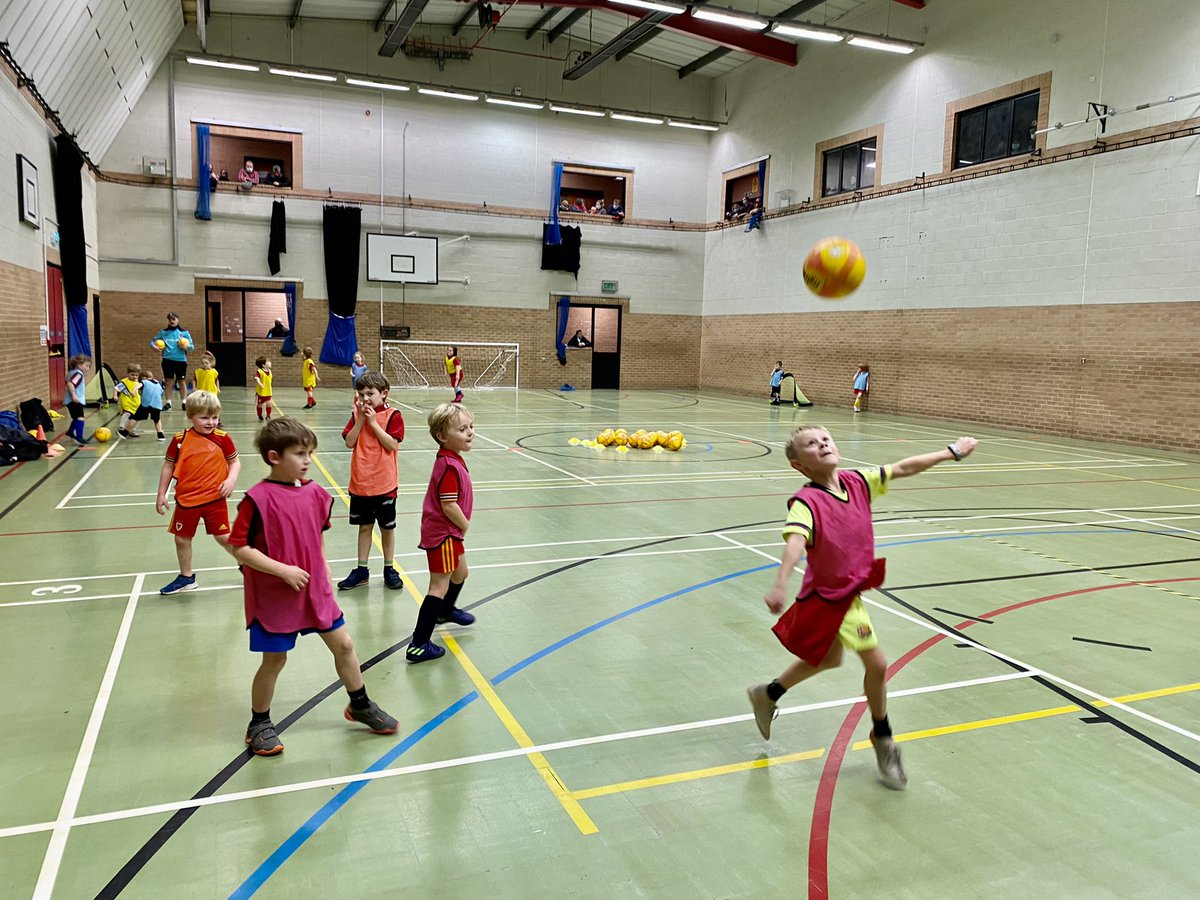 BmoCoaching's tweet photo. BMO BEARS π»β½οΈ
Great fun in Machynlleth playing floor is lava, pirates of the Caribbean + small sided games!β½οΈ
Da iawn Onno - player of the session! π
@MachynllethFC @BroDdyfiLC
#bmobears #bmocoaching #football #peldroed #beactive #learnthroughplay #machynlleth #funfootball https://t.co/I0qGXfXHsH