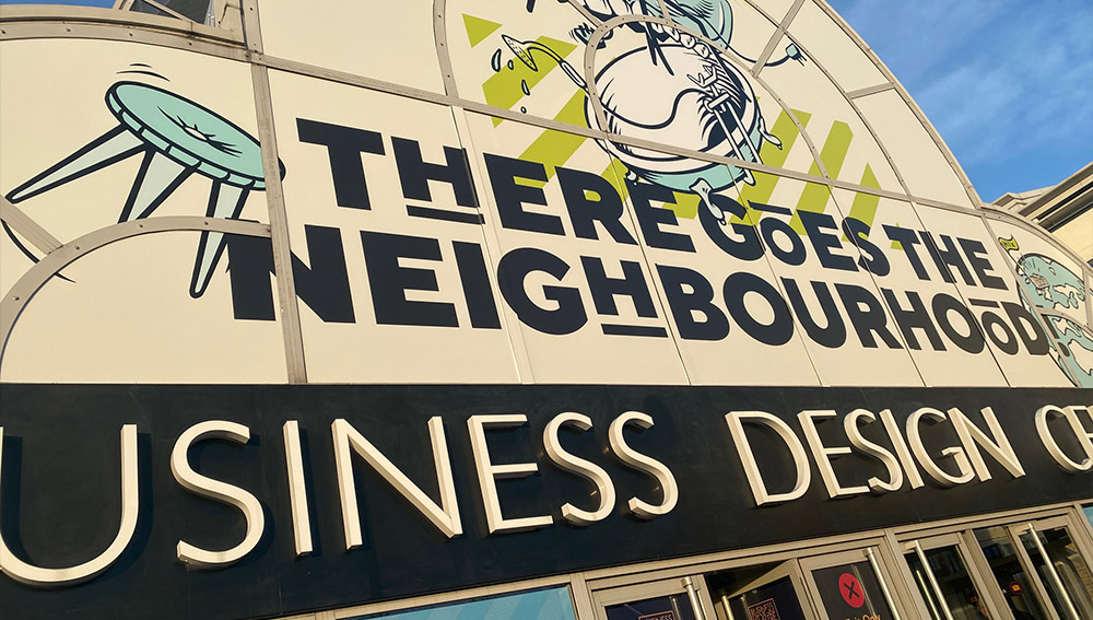 #HIX2021 launches today at London's Business Design Centre! We can't wait to welcome you and the hotel design community for what feels like a hospitality design reunion. Join us from 10:00-20:30. Get your free ticket: bit.ly/3gP0K9C