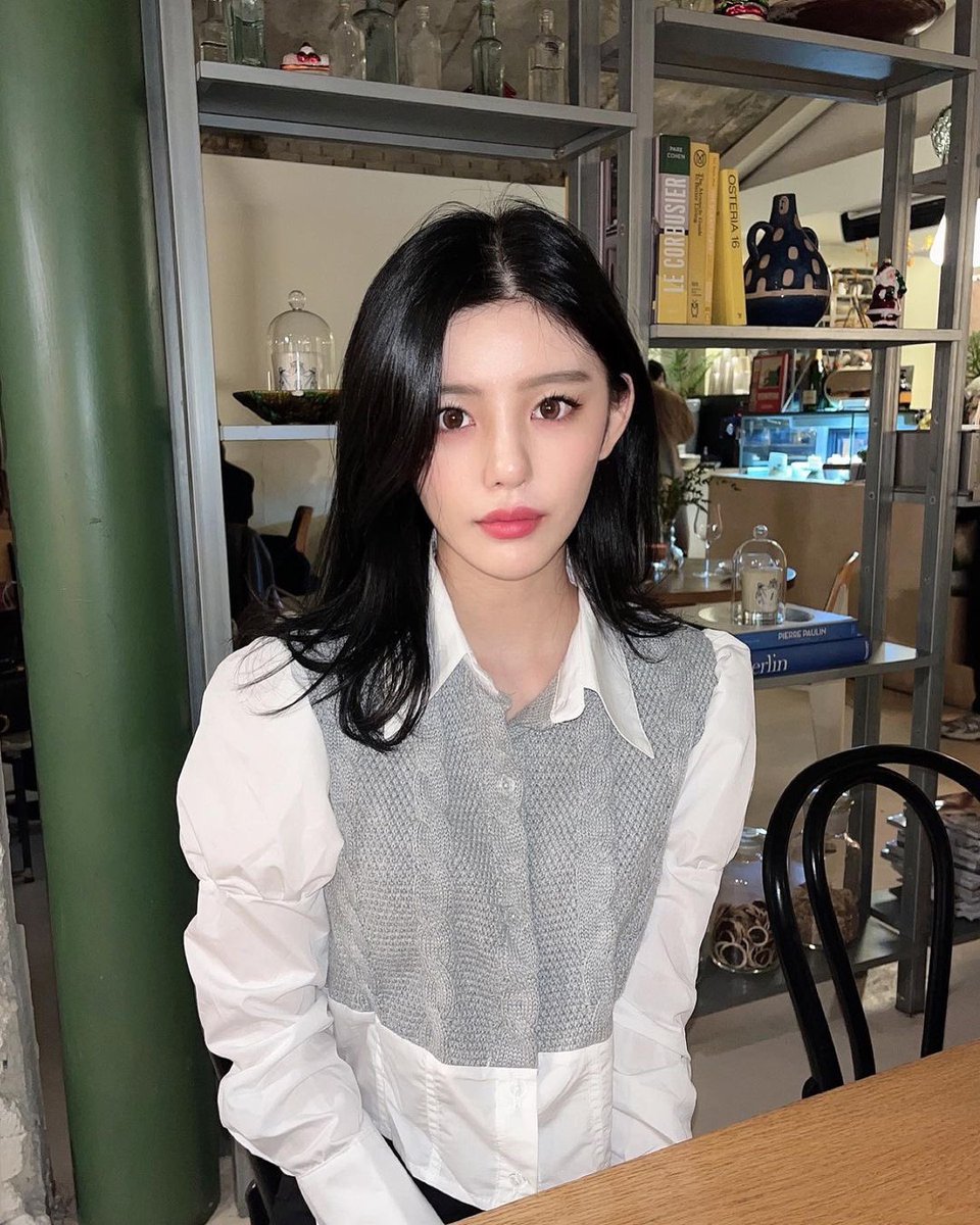 goyuarchives's tweet photo. [ 🤍 ] — #GoYujin #KoYujin #고유진 https://t.co/glpyQTBzKn