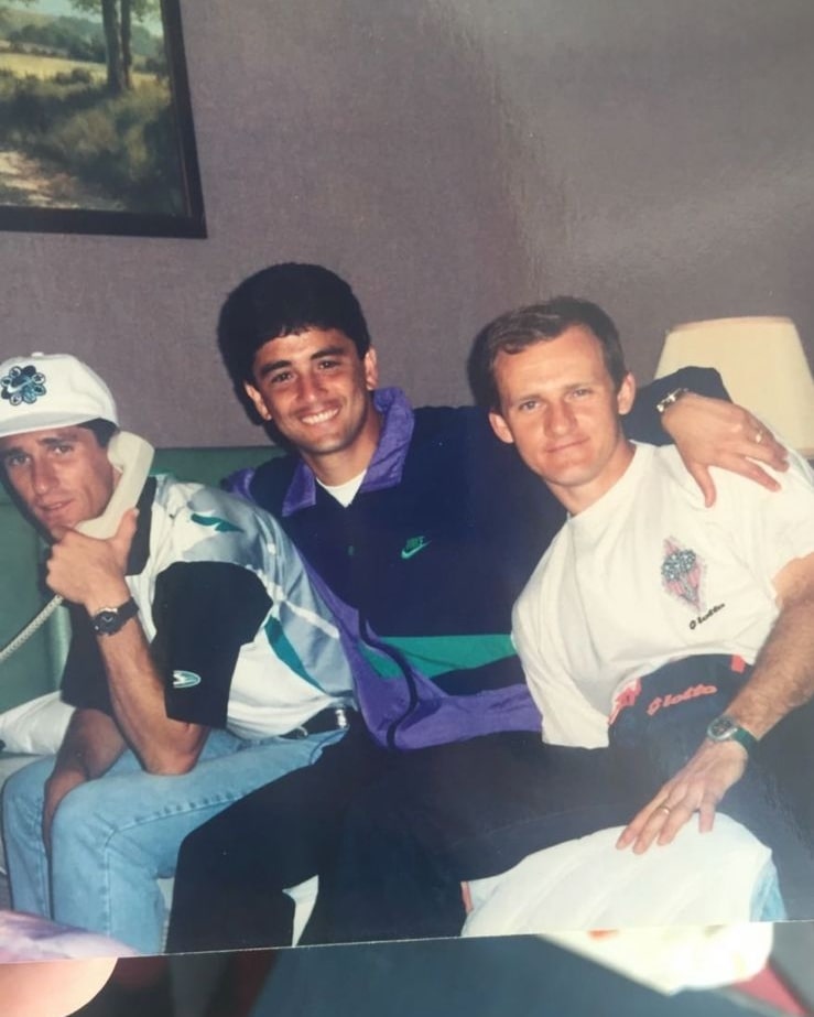 E a saudade dessa resenha ? 
#tbt com meus irmãos Jorginho e Taffarel! 
Concentrar com esses craques era cada história.. 😂

#bebeto #rio #rj #riodejaneiro #lembrança #tbt #taffarel #jorginho #futebol #brasil #seleção #tetra #bonstempos