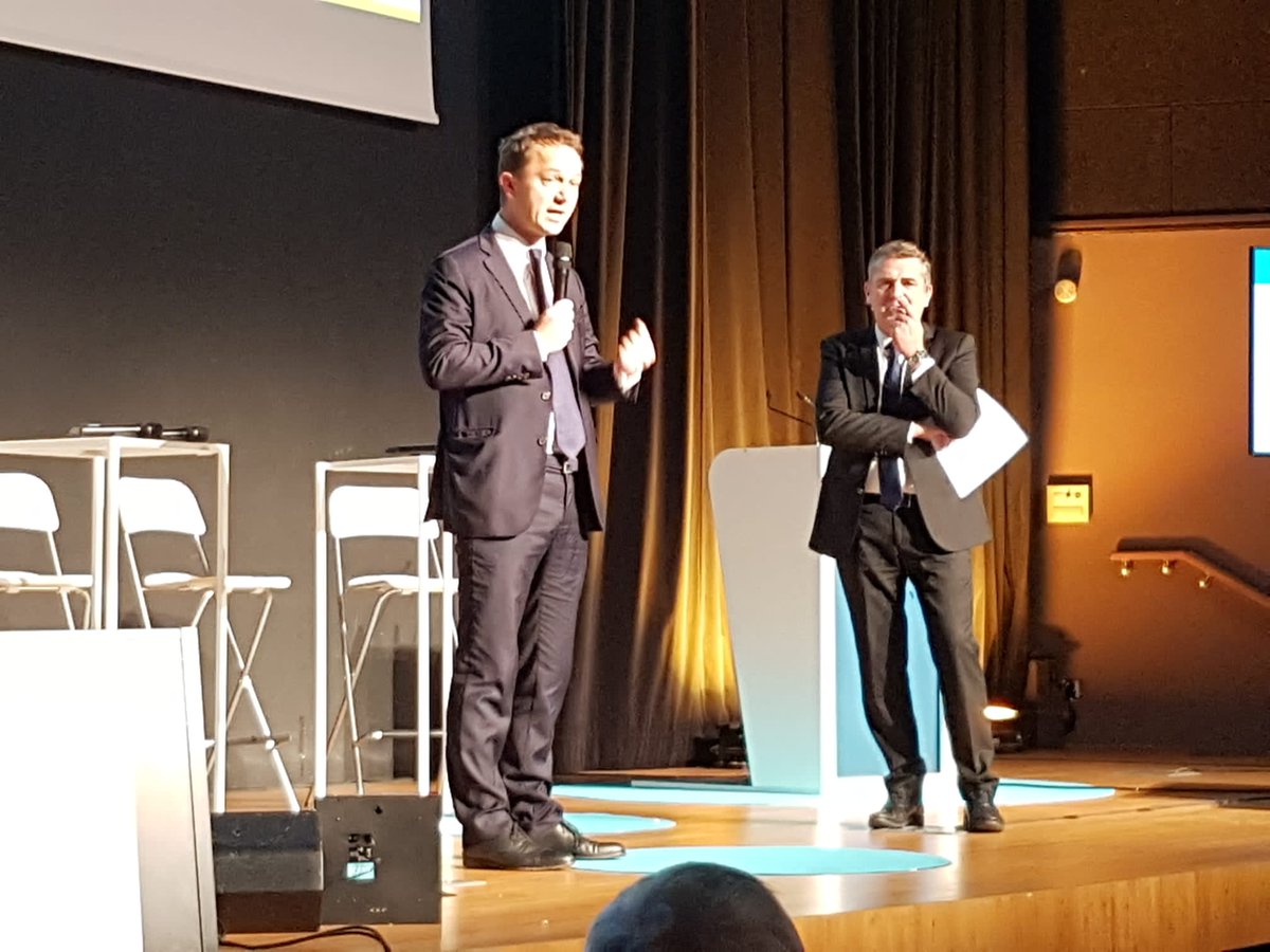 SMPPPC's tweet image. Le Pdt du SMPPC, Pdt du Conseil déptal du Finistère, @MaeldeCalan a ouvert ce matin les assises de la pêche, avec la Ministre de la mer Annick Girardin et le Pdt de la Région Bretagne Loïg  Chesnais Girard.
@finistere_29 @regionbretagne @PaysBigoudenSud @DouarnenezCo @cca29_com