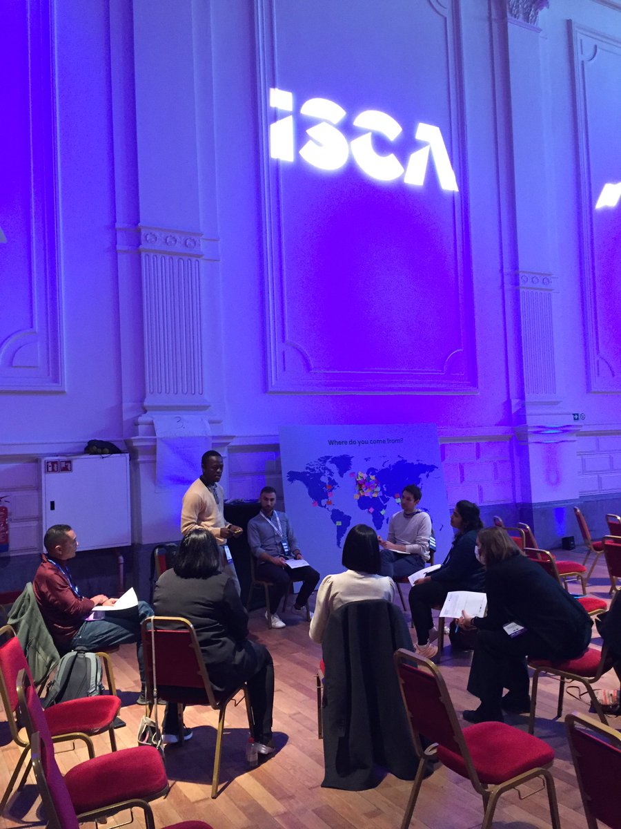 ISCA_tweet's tweet photo. “Reconnect: Collaborate by networking and including refugees” workshop breaks out into 5 groups led entirely by refugee leaders #MOVECongress2021 #IRTSNetwork https://t.co/ZhLZXxFZS6