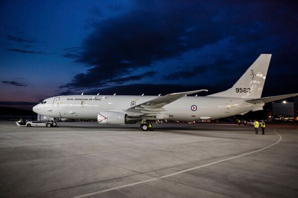 GarethJennings3's tweet photo. Seen at its earlier rollout, the first @BoeingDefense P-8A #Poseidon for #Norway has been handed over. One of five to be flown by @Luftforsvaret, #Vingtor will help @NATO secure the #GIUK Gap with P-8s flown by @USNavy, @RoyalAirForce, and @deutschemarine. https://t.co/oNaawmOCsD