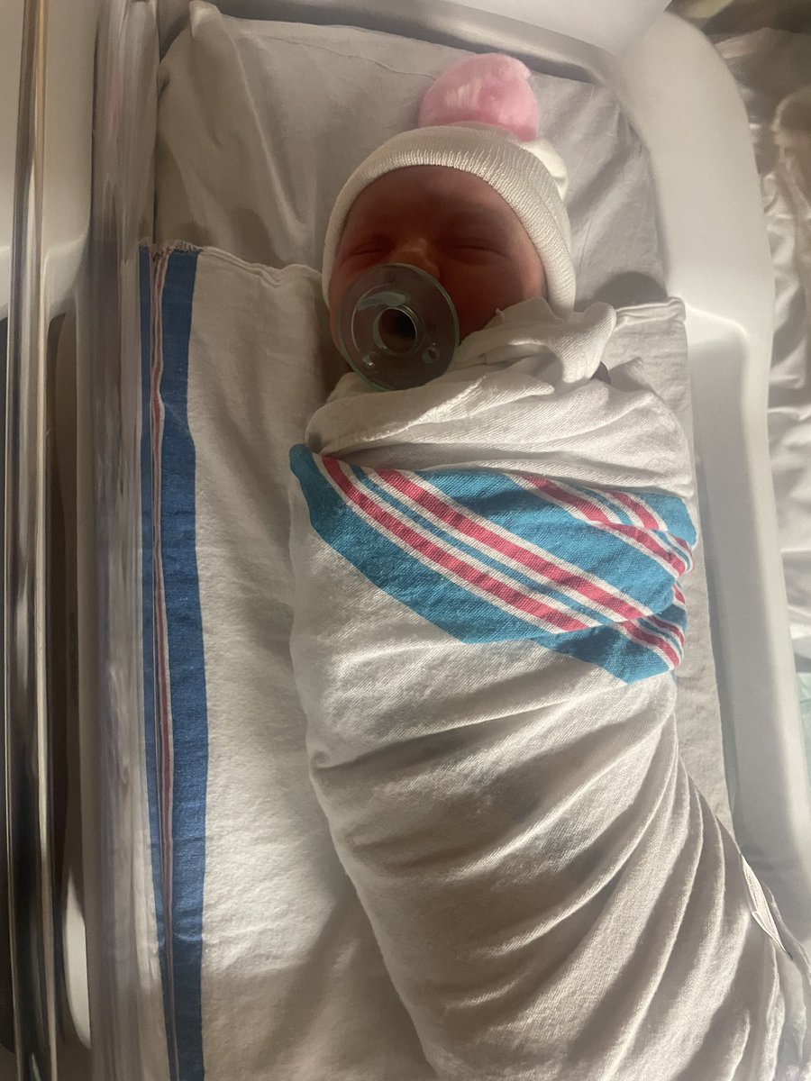 nic_gil97's tweet photo. @Venmo https://t.co/X0dWfN4aEQ @itzJmac_  OMG we could use this for our baby Girl, We just had yesterday!!! ❤️❤️❤️ #VenmoItForward $100, $250, $500 https://t.co/KzjZ32Pige