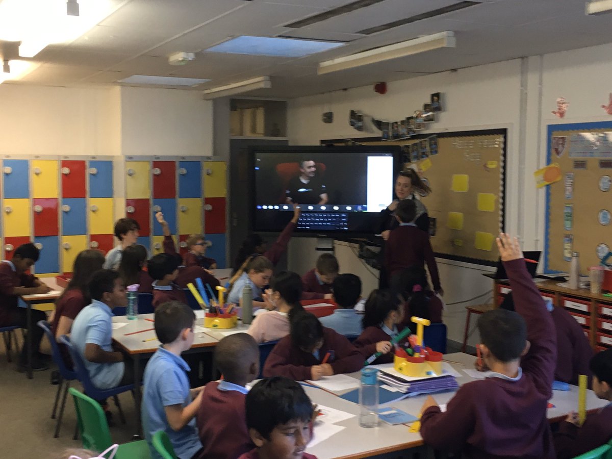 Stphilipevanspr's tweet photo. Y5 are finding out about the gaming industry from @ScreenAllianceW as part of #openyoureyesweek #ambitiouscapablelearners https://t.co/MnL9nkz6tk