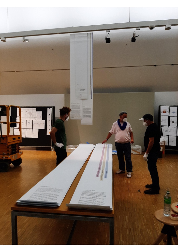 histmus's tweet photo. Die bevorstehende #stadtlaborFFM-Ausstellung zum NS nimmt Gestalt an. Auf dem aufregenden Weg zur Eröffnung am 8. Dezember werden nun die Fahnen aufgehängt. Hier ein kleiner Einblick.
#histmus #OpenHMF #EineStadtMachtMit #FrankfurtUndDerNS #Frankfurt #Exhibition
https://t.co/CTYEXPnQRI
