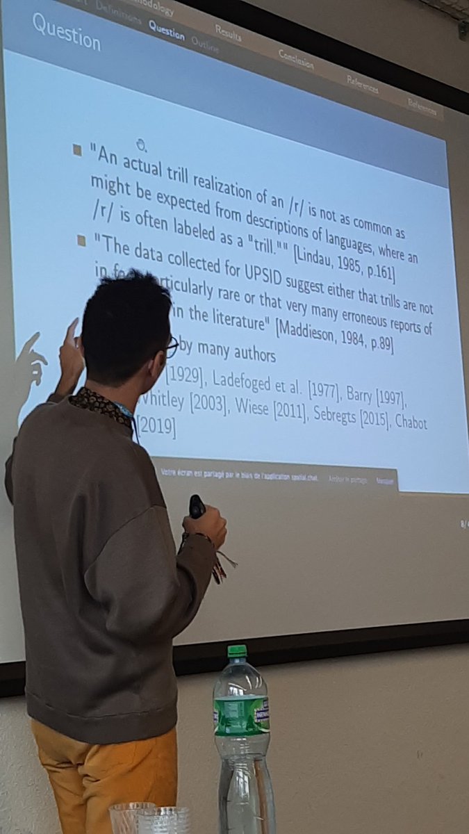 After a little technical problem, here  is Remi Anselme talking about uvular trills ! <a href="/DDL_Laboratoire/">Laboratoire DDL</a> #Ratics7