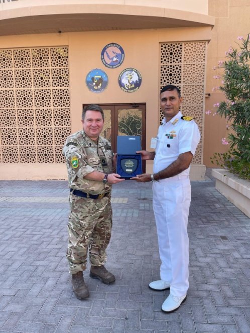 DefPROMumbai's tweet photo. #OpSankalp
#MissionBasedDeployment
Stealth frigate #INSTrikand is currently deployed in the Persian Gulf & Gulf of Oman to ensure safe & secure movement of trade and #MaritimeSecurity. The ship also visited port of Manama #Bahrain during an OTR.
Details: https://t.co/WhVXCko9qJ https://t.co/19H0xZpdTr