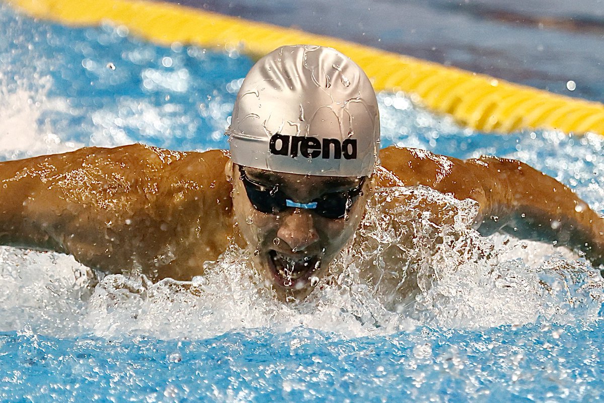 QATARAQUATICS's tweet photo. يتواجد السادة رئيس الاتحاد القطري للسباحة وأمين السر العام بصحبة ضيوف بطولة كأس قطر للسباحة والتي تقام الآن بمجمع حمد للرياضات المائية حيث يتبعها تتويج النادي الفائز بدرع التفوق العام للموسم الرياضي ٢٠٢١ . https://t.co/ZSnUdPzze9