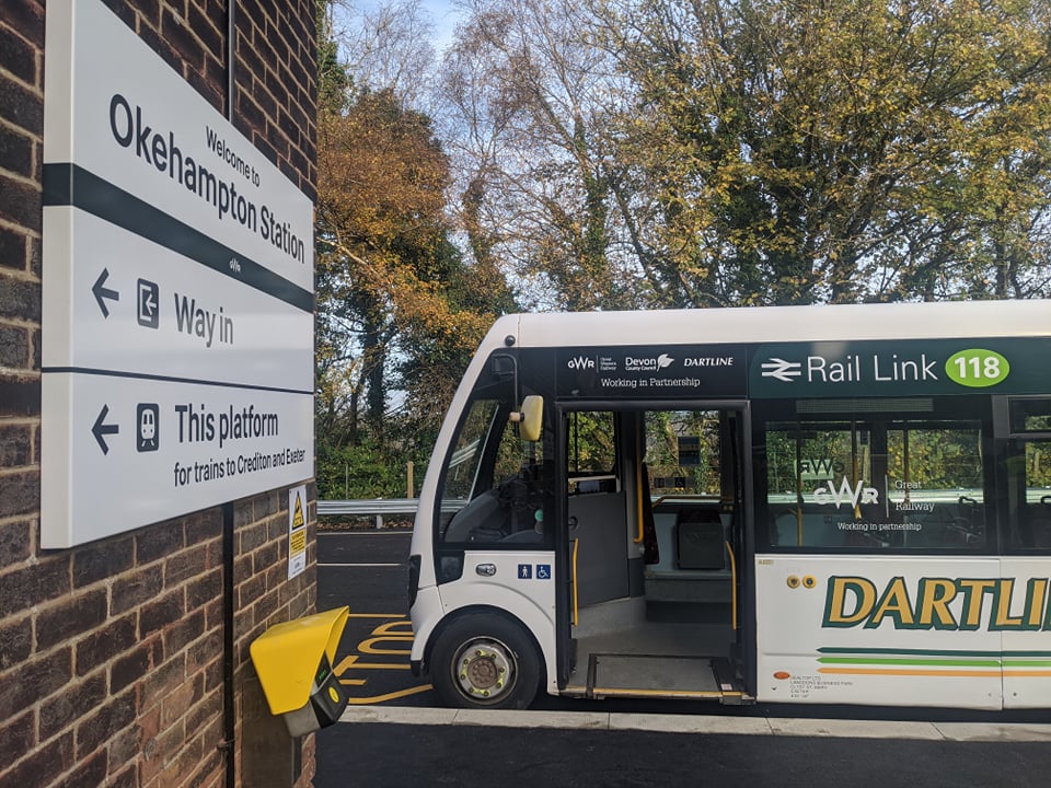 GWRLuke's tweet photo. Good design at Okehampton station with expanded bus stop capacity for future route expansion and step-free access between bus and rail literally at the front door. 
Bus is the first thing you see as you leave the station, not car! @networkrail @GWRHelp @DevonCC https://t.co/TXGhOnyHTe