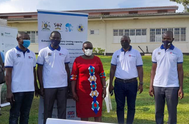 Edinburgh Infectious Diseases (@edin_eid) on Twitter photo Delighted to see <a href="/FlemingFund/">The Fleming Fund</a> fellows at <a href="/EdinburghUni/">The University of Edinburgh</a> in #Uganda highlighting importance of #AMR with the Director of Animal Resources in the Ministry of Agriculture Animal Industry & Fisheries #WAAW2021 #EdiAMR2021
<a href="/BachmannTill/">Till Bachmann</a> <a href="/Lisa_A_Boden/">Prof Lisa Boden</a> @ugonehealth <a href="/musasekamatte/">Musa Hamzah</a> Delighted to see <a href="/FlemingFund/">The Fleming Fund</a> fellows at <a href="/EdinburghUni/">The University of Edinburgh</a> in #Uganda highlighting importance of #AMR with the Director of Animal Resources in the Ministry of Agriculture Animal Industry & Fisheries #WAAW2021 #EdiAMR2021
<a href="/BachmannTill/">Till Bachmann</a> <a href="/Lisa_A_Boden/">Prof Lisa Boden</a> @ugonehealth <a href="/musasekamatte/">Musa Hamzah</a>