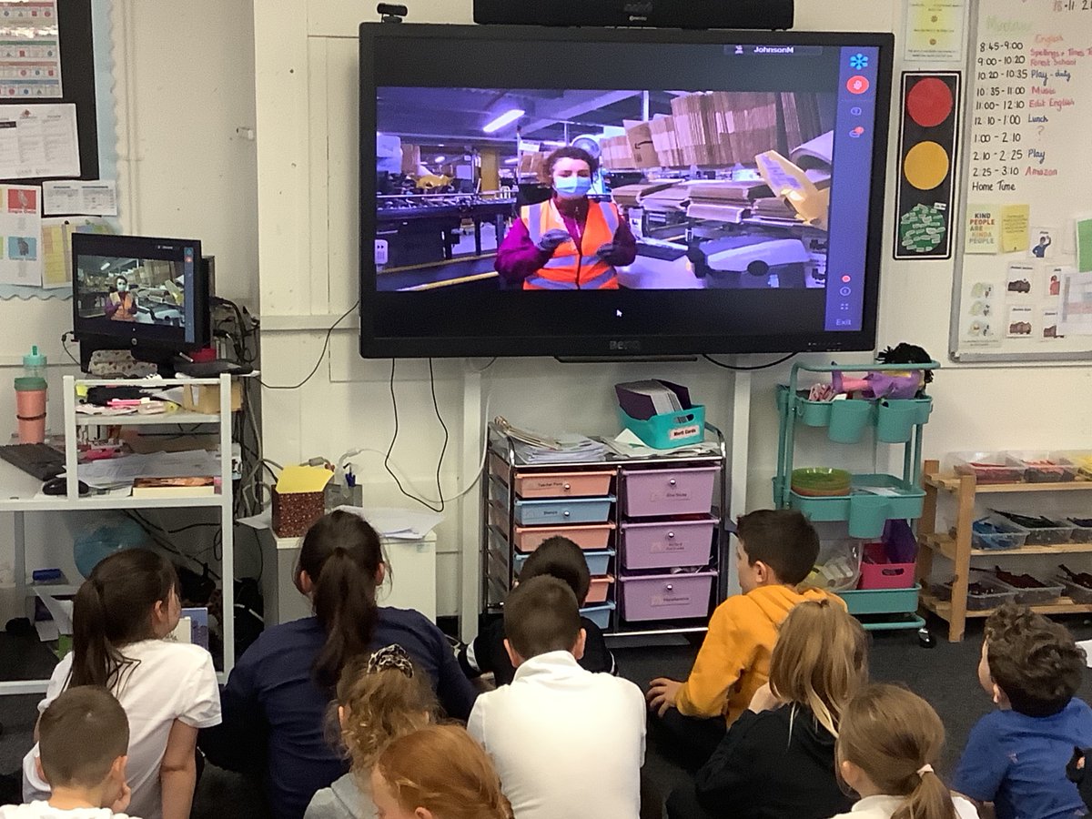 raeburnprimary's tweet photo. Y4 are enjoying their live virtual tour around @Amazon’s warehouse #RaeburnYear4 #AmazonFCTour https://t.co/c5qiiRBfOa