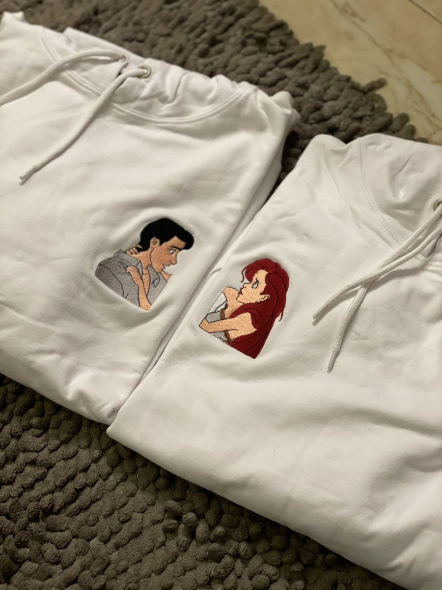 JSky_Designs's tweet image. خذنِي مَعــاك بالجّو الحِلو ، 
خلِيني مَعــاك اِسرّح يا حِلو ♥️
.
.
175 SR للواحد🤍🤍
عينكم على دقّة التطريز 🥺