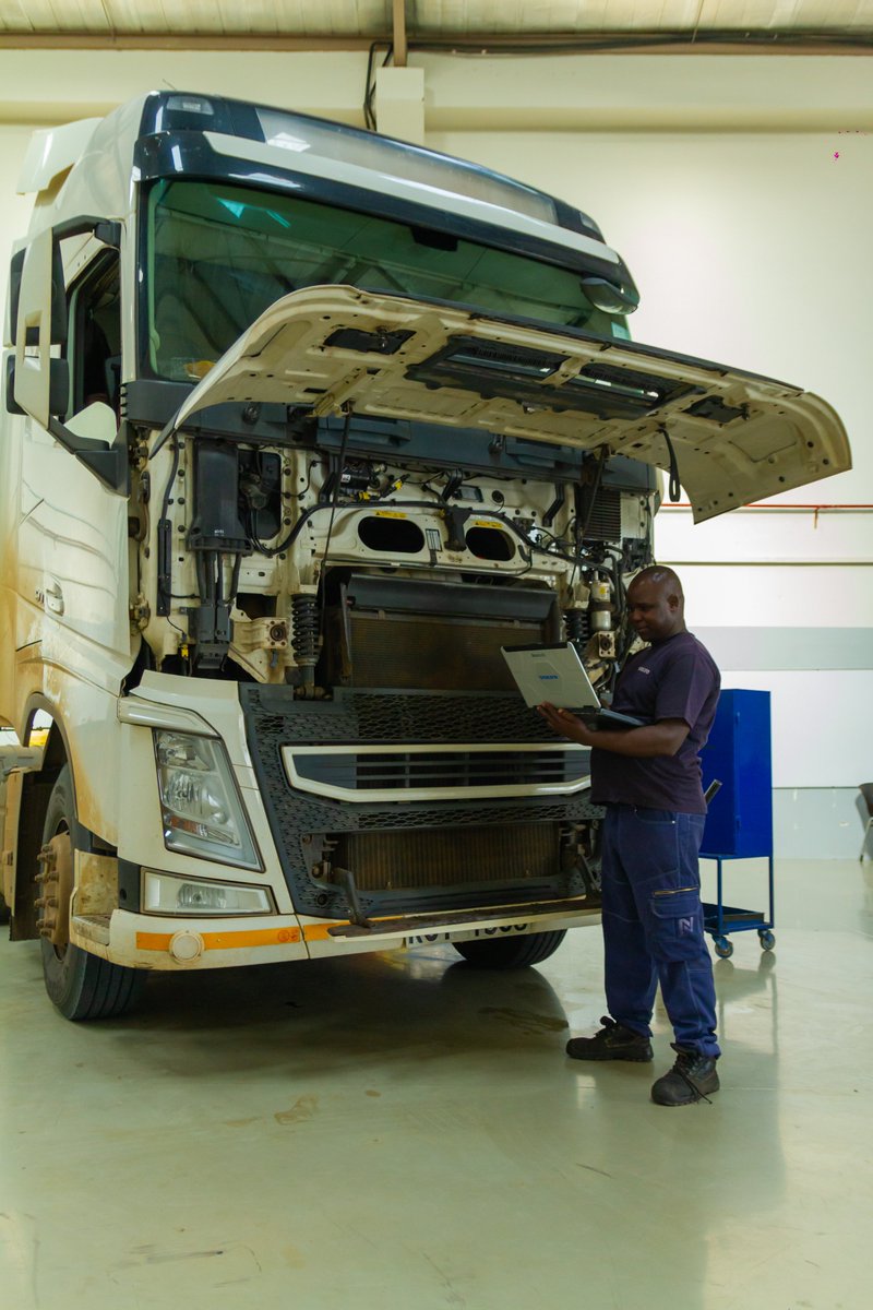 necstmotorsea's tweet photo. Our Technicians at work 💪For maintenance and repairs of your #volvo trucks and construction equipment visit our workshop at Mlolongo along Mombasa Road or get in touch with us on ☎️ +254727534593
🌐https://t.co/xJzmltxmdW
#volvotrucks #volvoce #volvoce_emea #volvoservice https://t.co/Mb5ivbubrZ