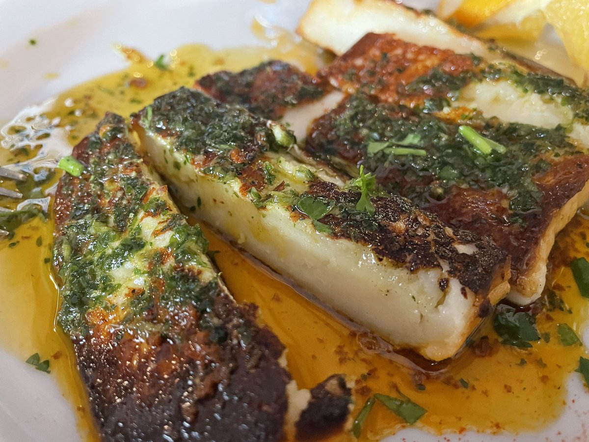 Yoriento's tweet photo. Queso plancha con mojo de La Palma, ahora en Tenerife.

No te digo que me lo mejores, iguálamelo.🕺🏻😁 https://t.co/SDfIPtEnyQ