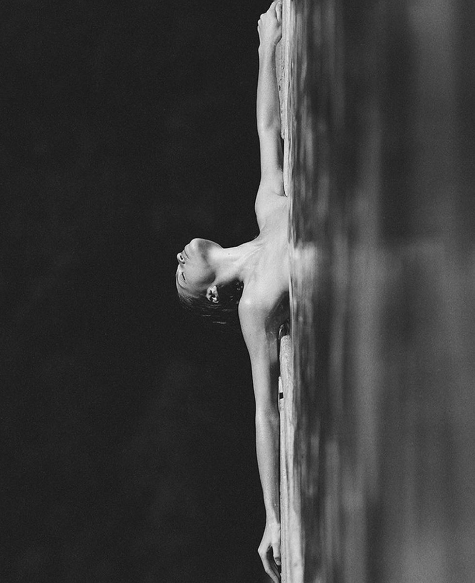 offtherailsmag's tweet photo. BEAUTIFUL BAD - An exclusive offtherails story for Issue 19 available in print now! https://t.co/3BRU6zC4EC
Photographer: Diego Triplab
Model: Priscila Silva
Song title by Graham Coxon
#offtherailsmag #otr19 #learningtoliveagain #35mm #editorial https://t.co/VKpmyu0V1i
