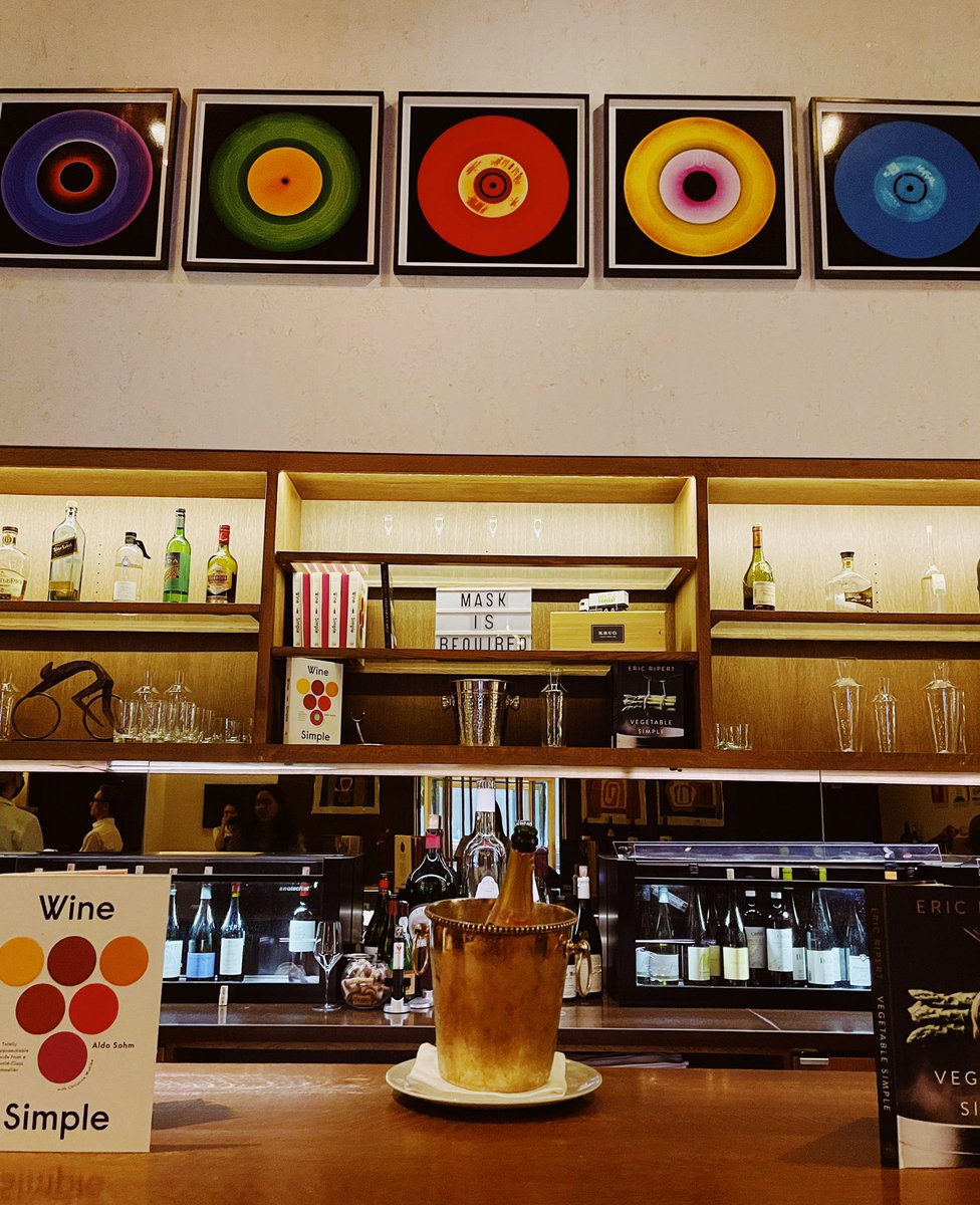 sohmbar's tweet photo. Views from the Wine Bar 🍷😁 #vegetablesimple #winesimple https://t.co/evh47tEmig