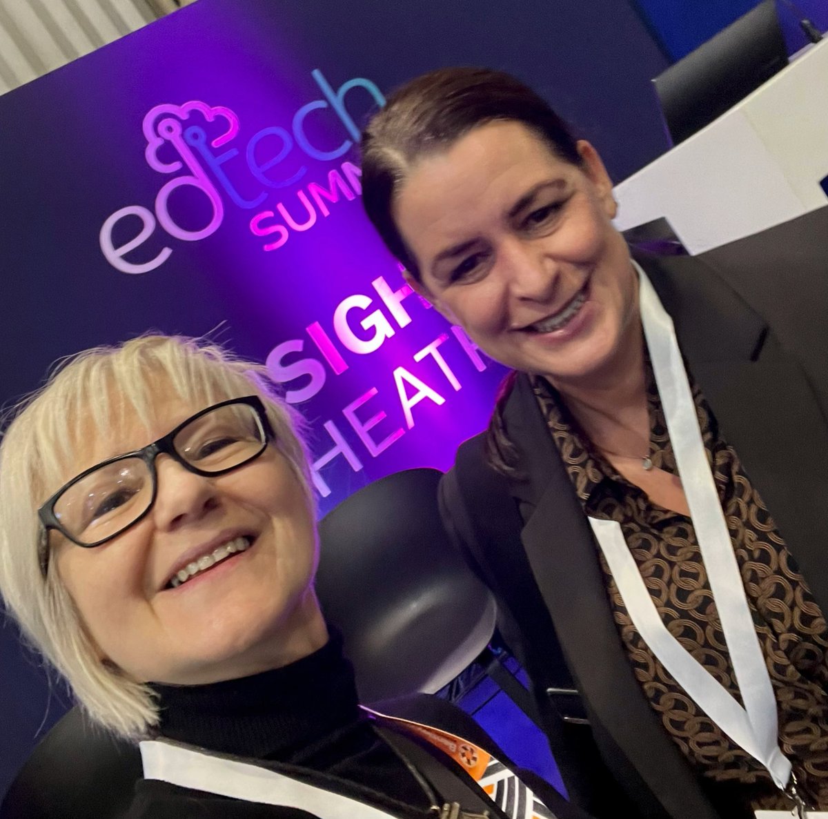 vikkiliogier's tweet image. Hello to educators &amp;amp; @E_T_Foundation @SocietyET colleagues from the #EdTechsummit21! 
With Janet Clark - National Head of Leadership Development 🙂 #ETFsupportsFE
