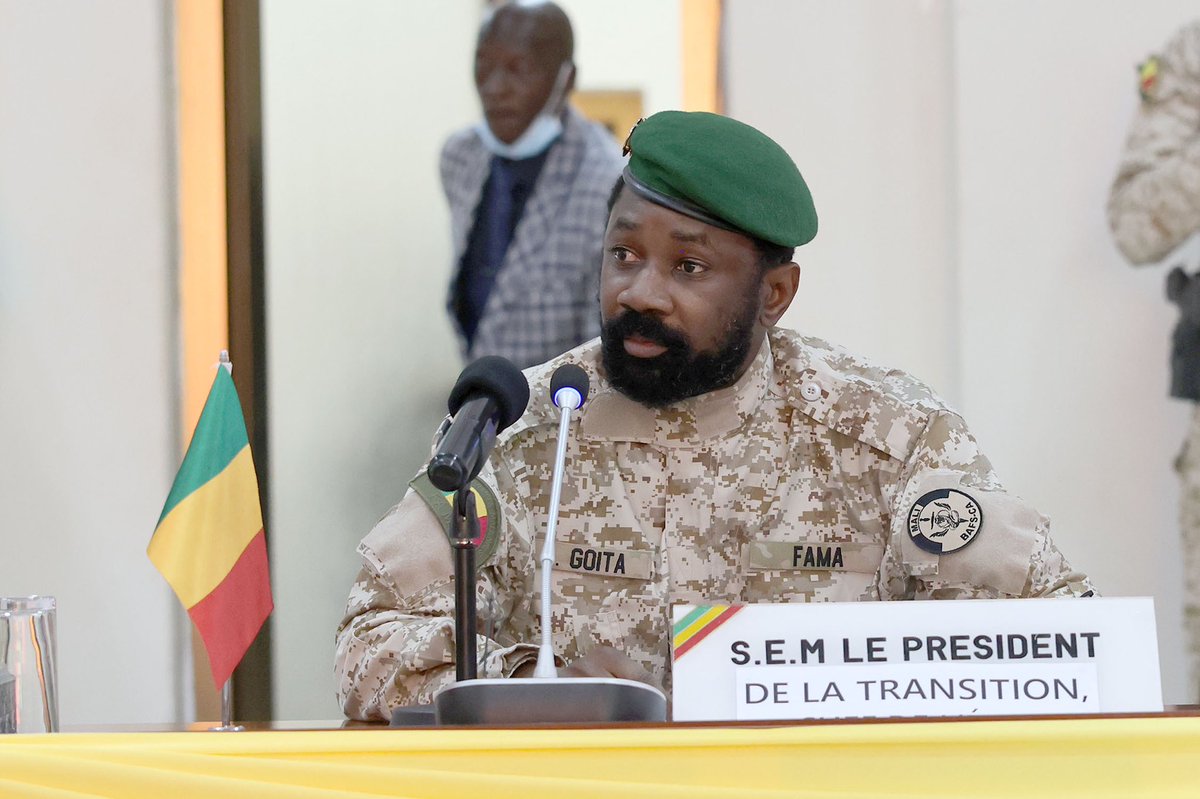 Le Président de la Transition, Chef de l’Etat,SE le Col Assimi Goita a présidé ce matin, la cérémonie de la rentrée judiciaire 2021-2022 à la Cour Suprême.