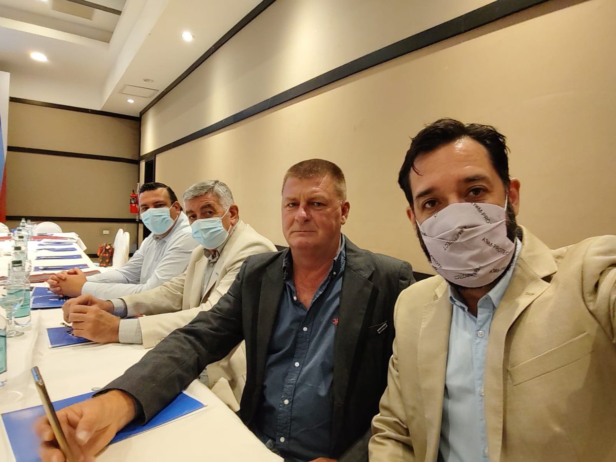 FADEEAC en la Jornada Regional entre Argentina - Chile en el marco del proyecto del Corredor Bioceánico <a href="/CatamarcaGob/">Catamarca Gobierno</a> 

Se encuentran presentes autoridades y empresarios de las regiones del norte de Chile y Argentina.