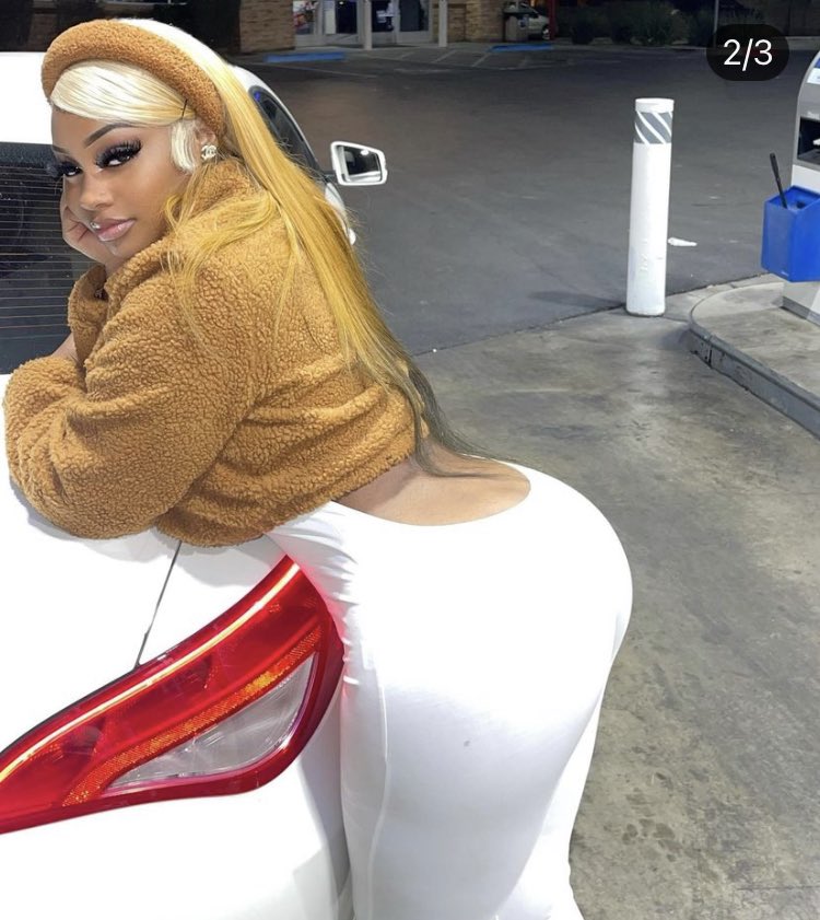 KandyNasty's tweet photo. rt for daily nudes in the em🥰 i’m in the mood for some rough shows sex,  is anybody awake 👀 https://t.co/Mf8JWxjtkA